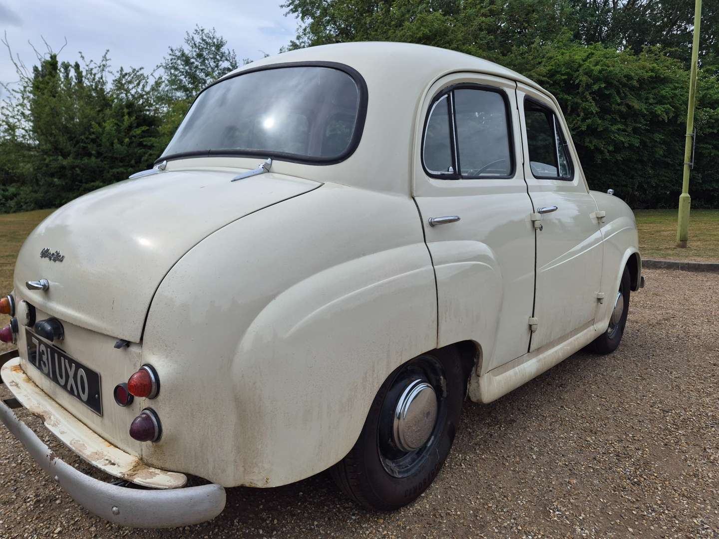 <p>1957 AUSTIN A35</p>