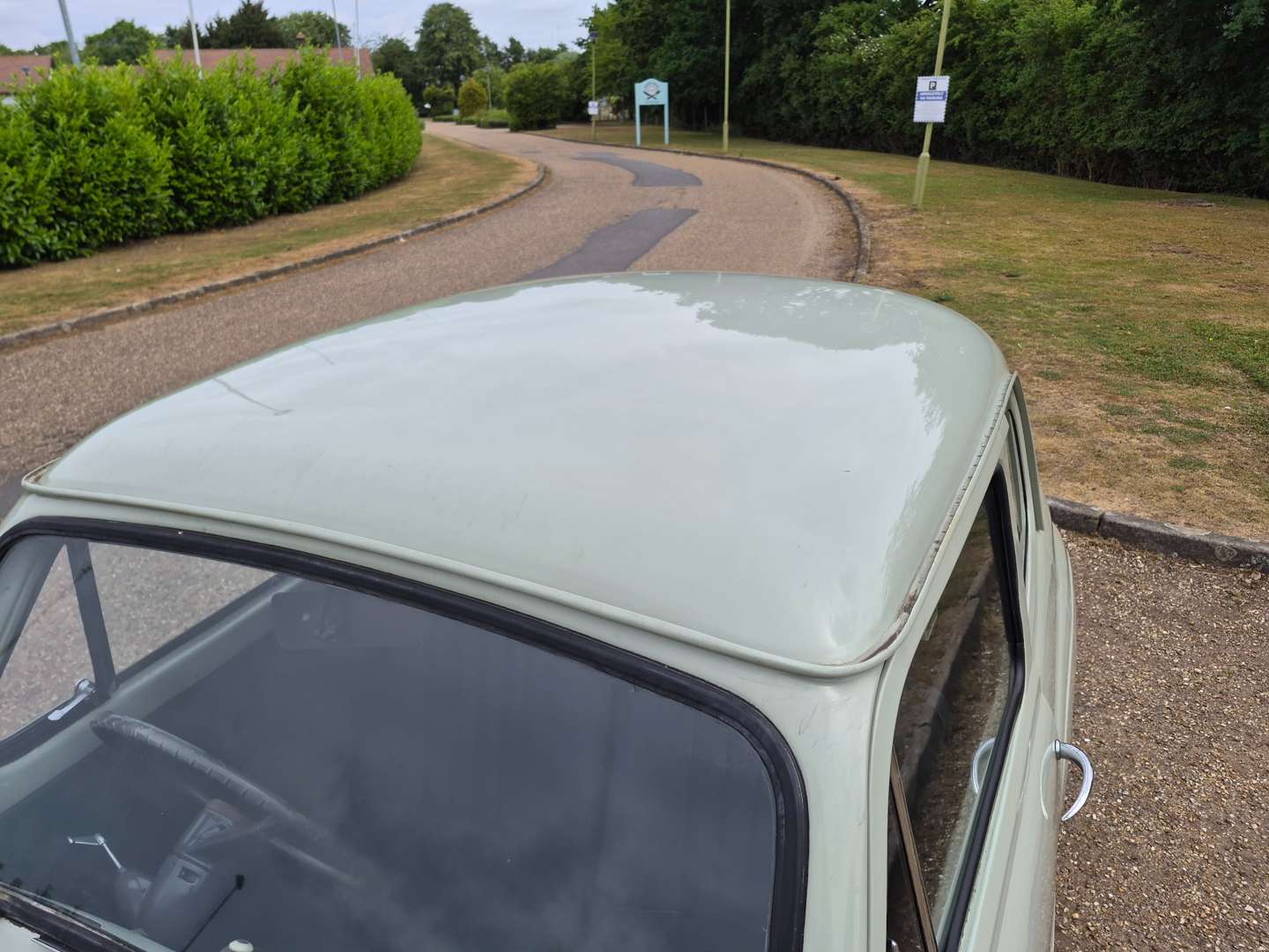 <p>1956 AUSTIN A35</p>