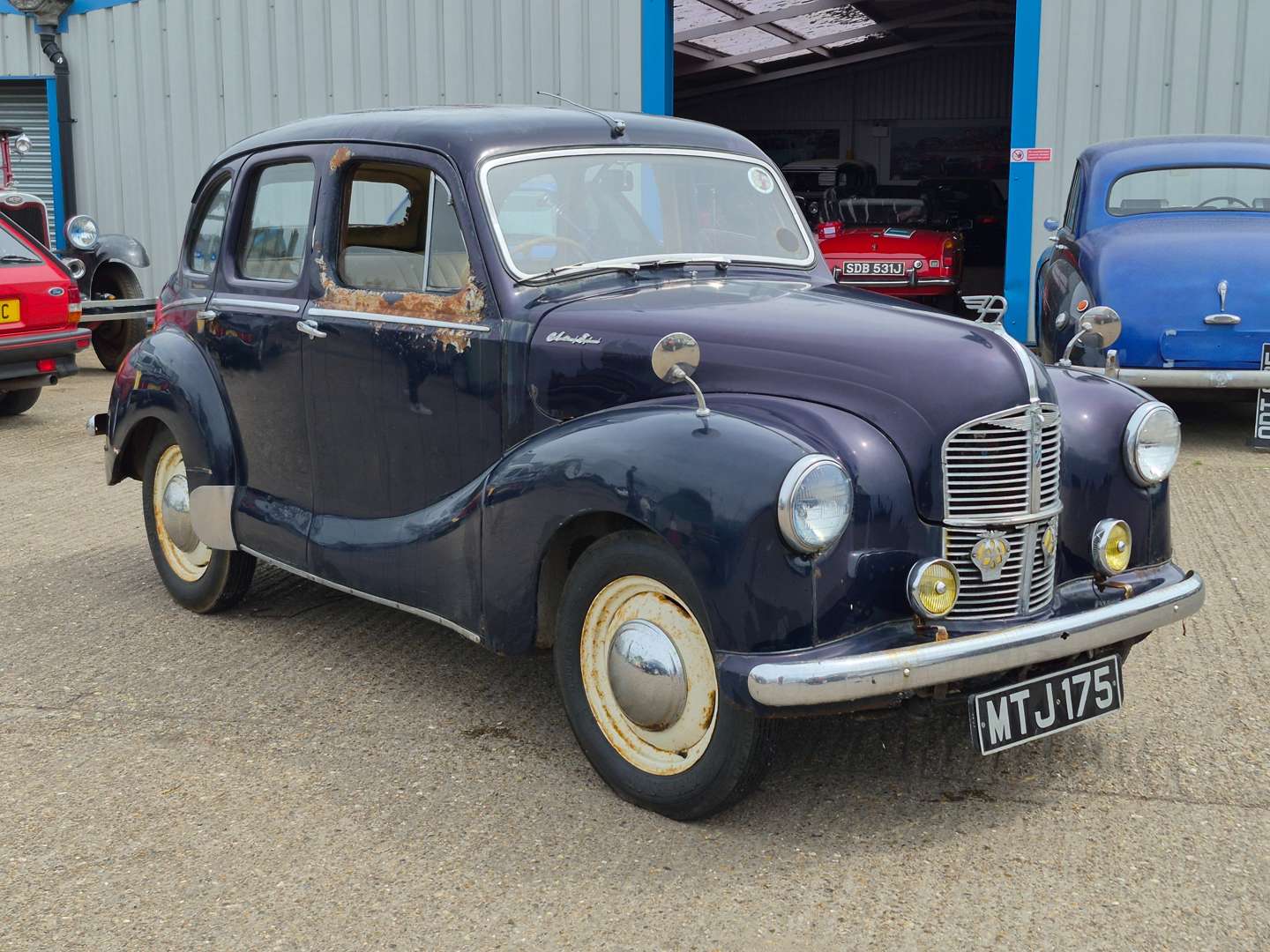 <p>1951 AUSTIN A40</p>