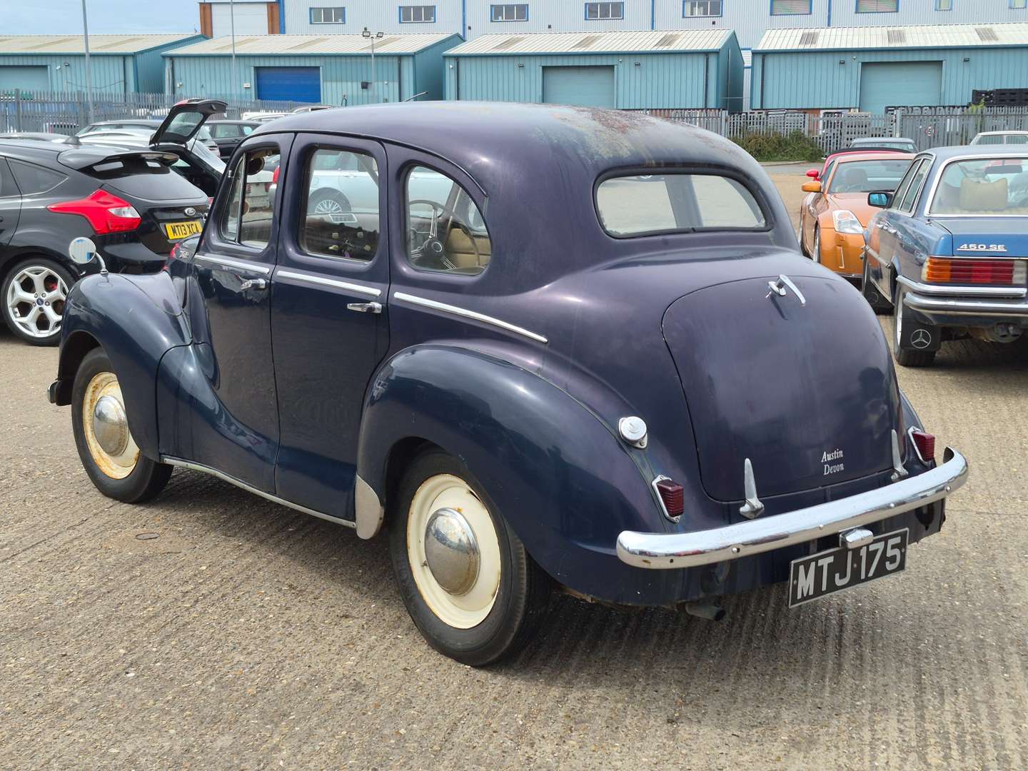 <p>1951 AUSTIN A40</p>