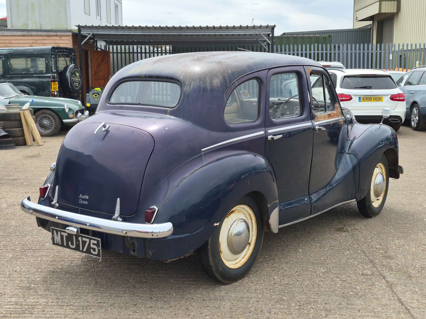 <p>1951 AUSTIN A40</p>
