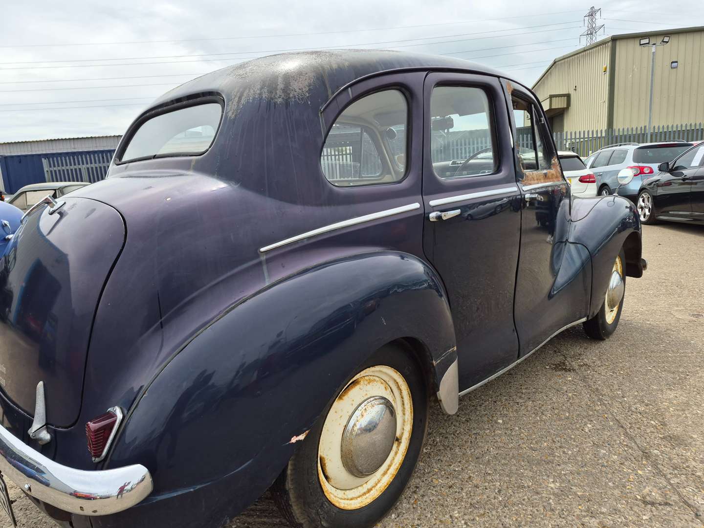 <p>1951 AUSTIN A40</p>