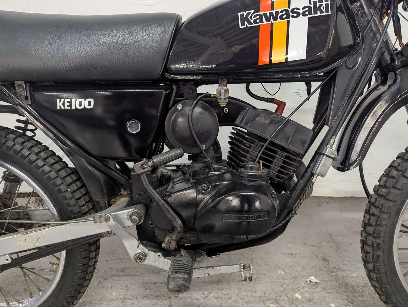 <p>1986 KAWASAKI KE100</p>
