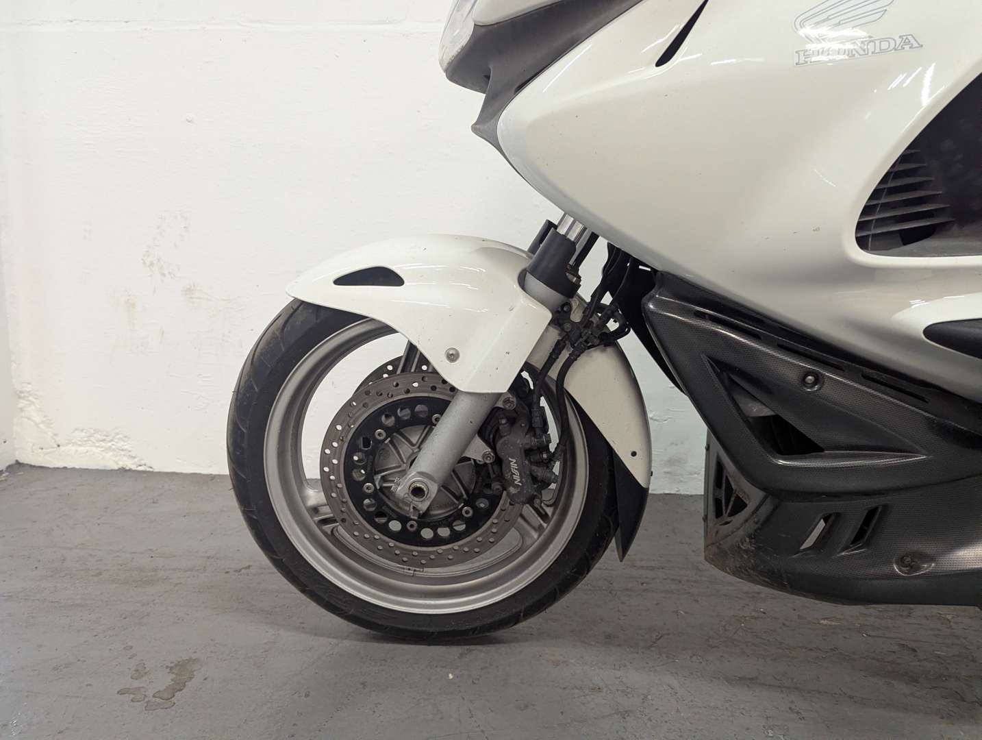 <p>2012 HONDA NT700VA DEAUVILLE</p>
