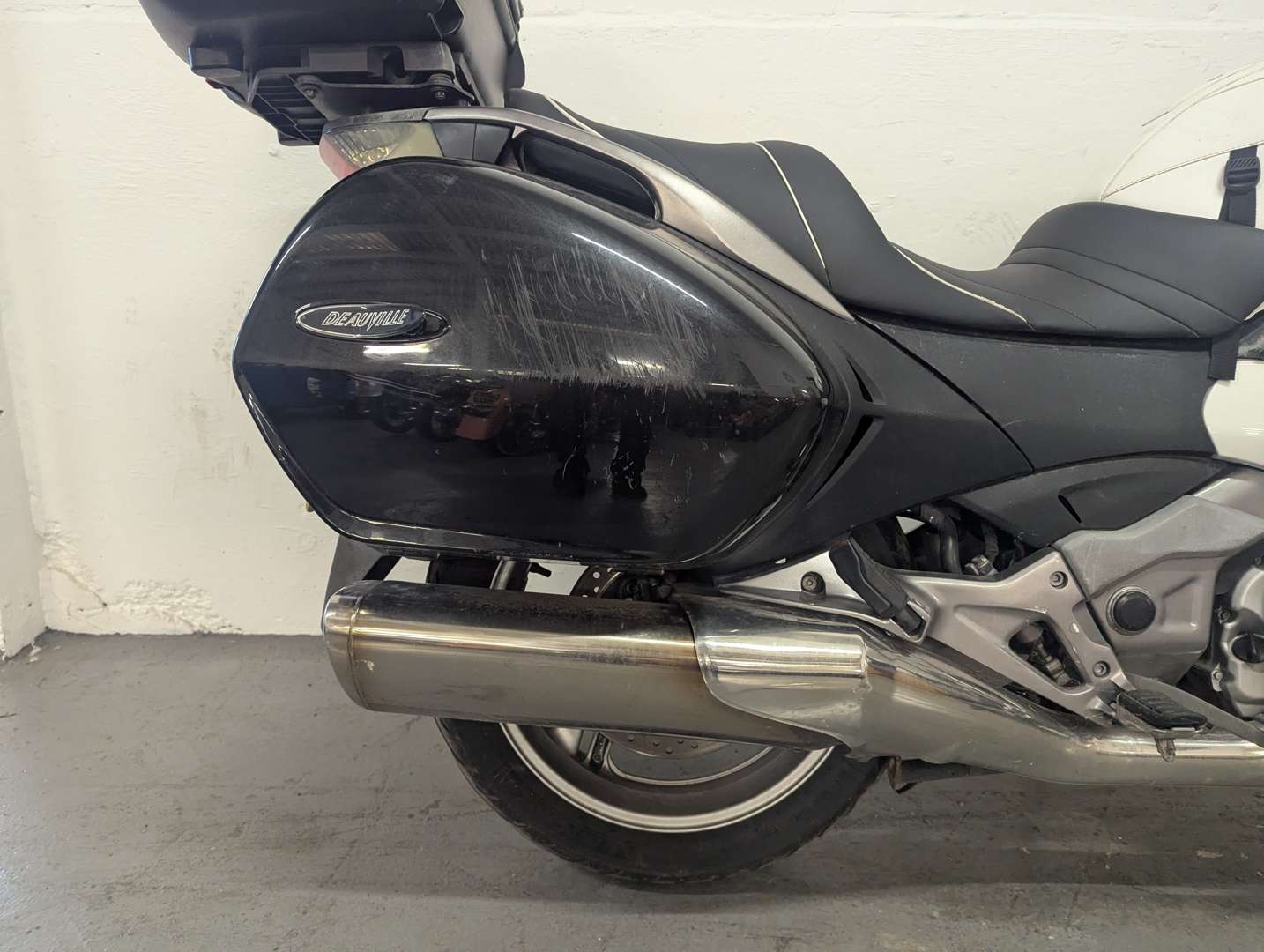 <p>2012 HONDA NT700VA DEAUVILLE</p>