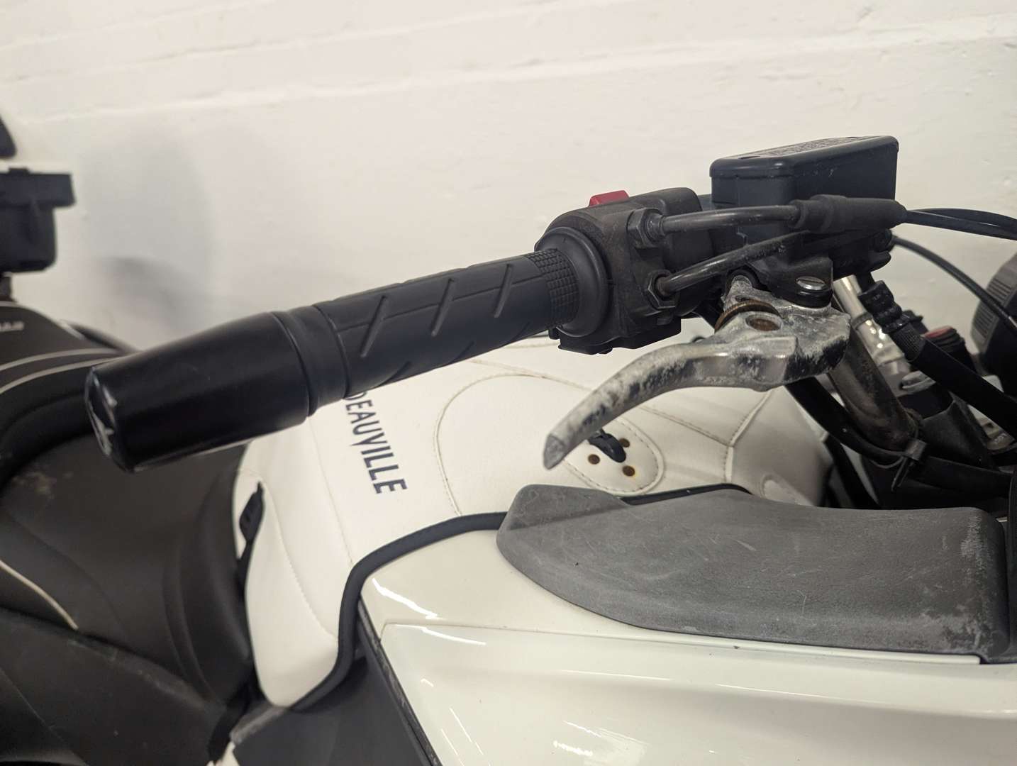 <p>2012 HONDA NT700VA DEAUVILLE</p>