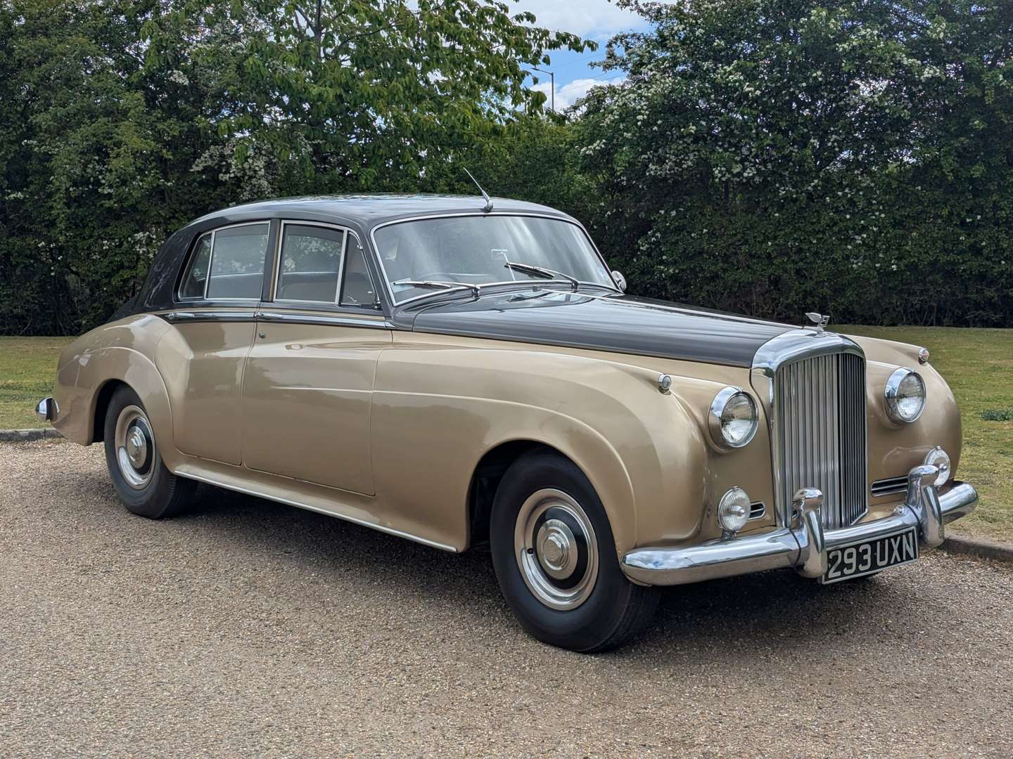 <p>1962 BENTLEY S2</p>