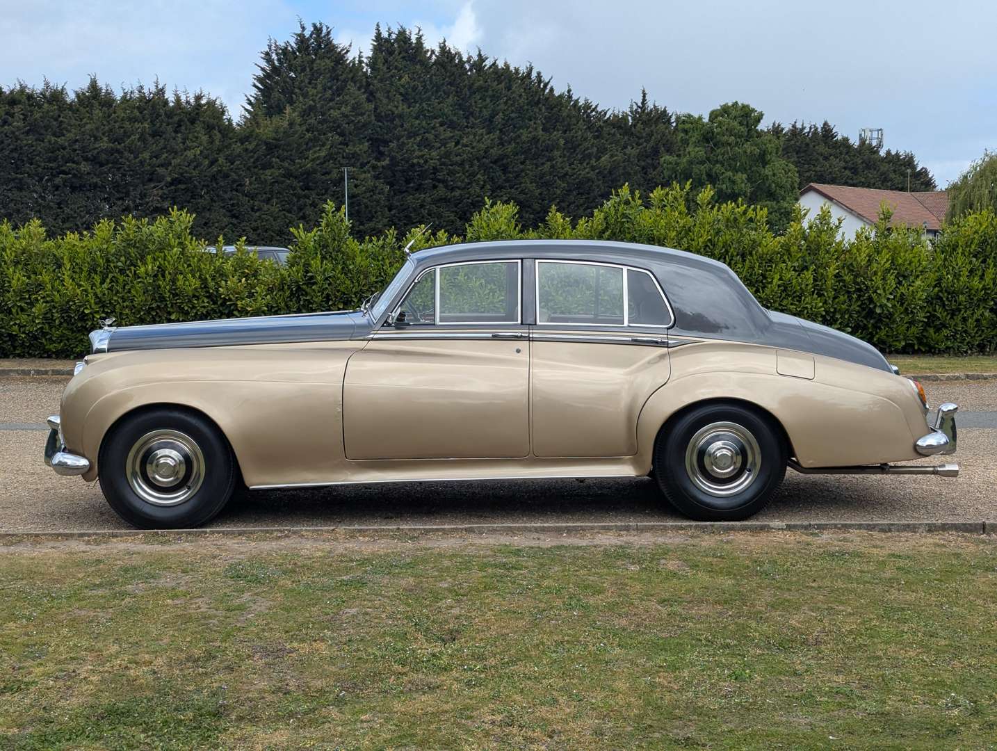 <p>1962 BENTLEY S2</p>