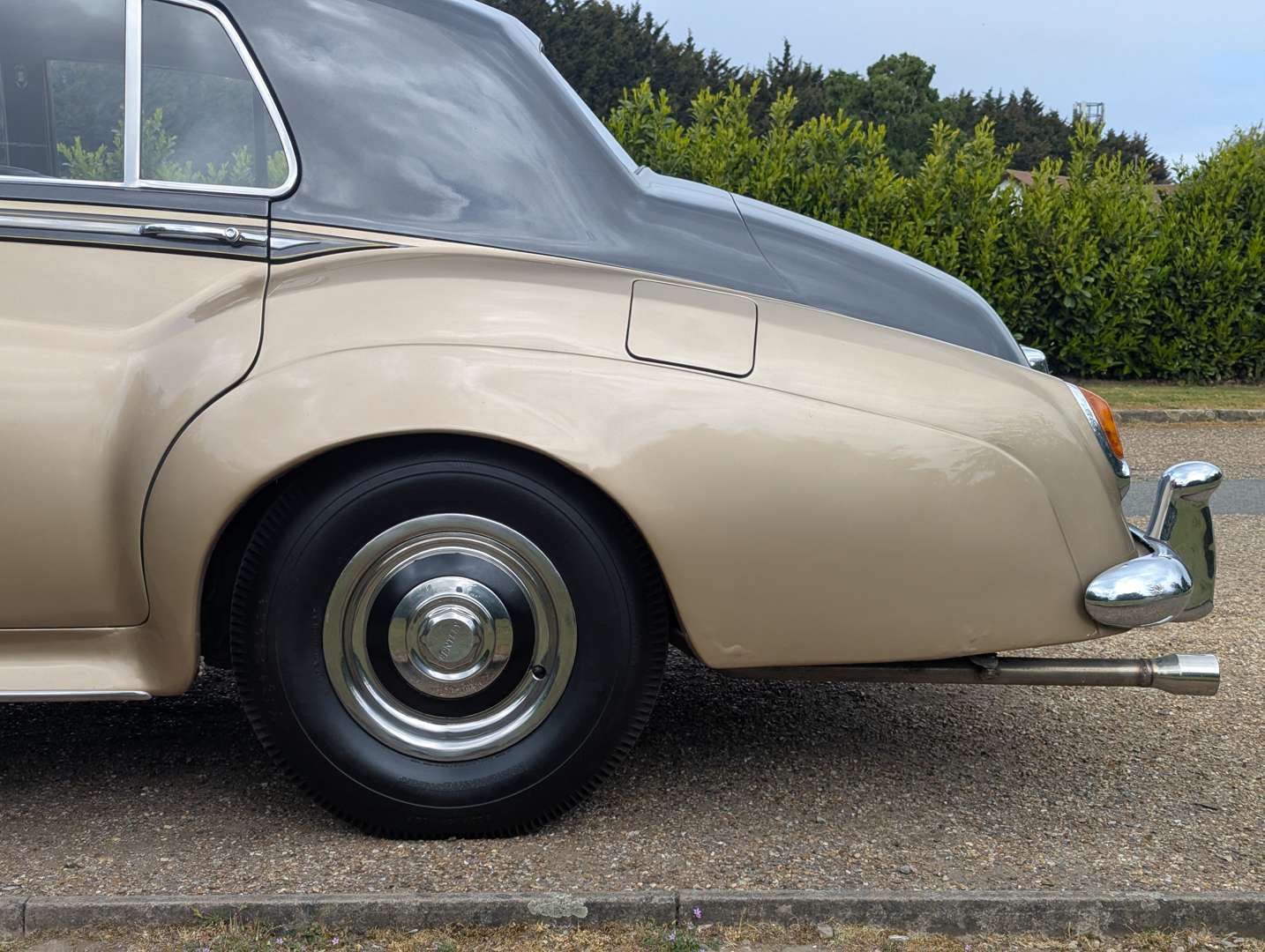 <p>1962 BENTLEY S2</p>