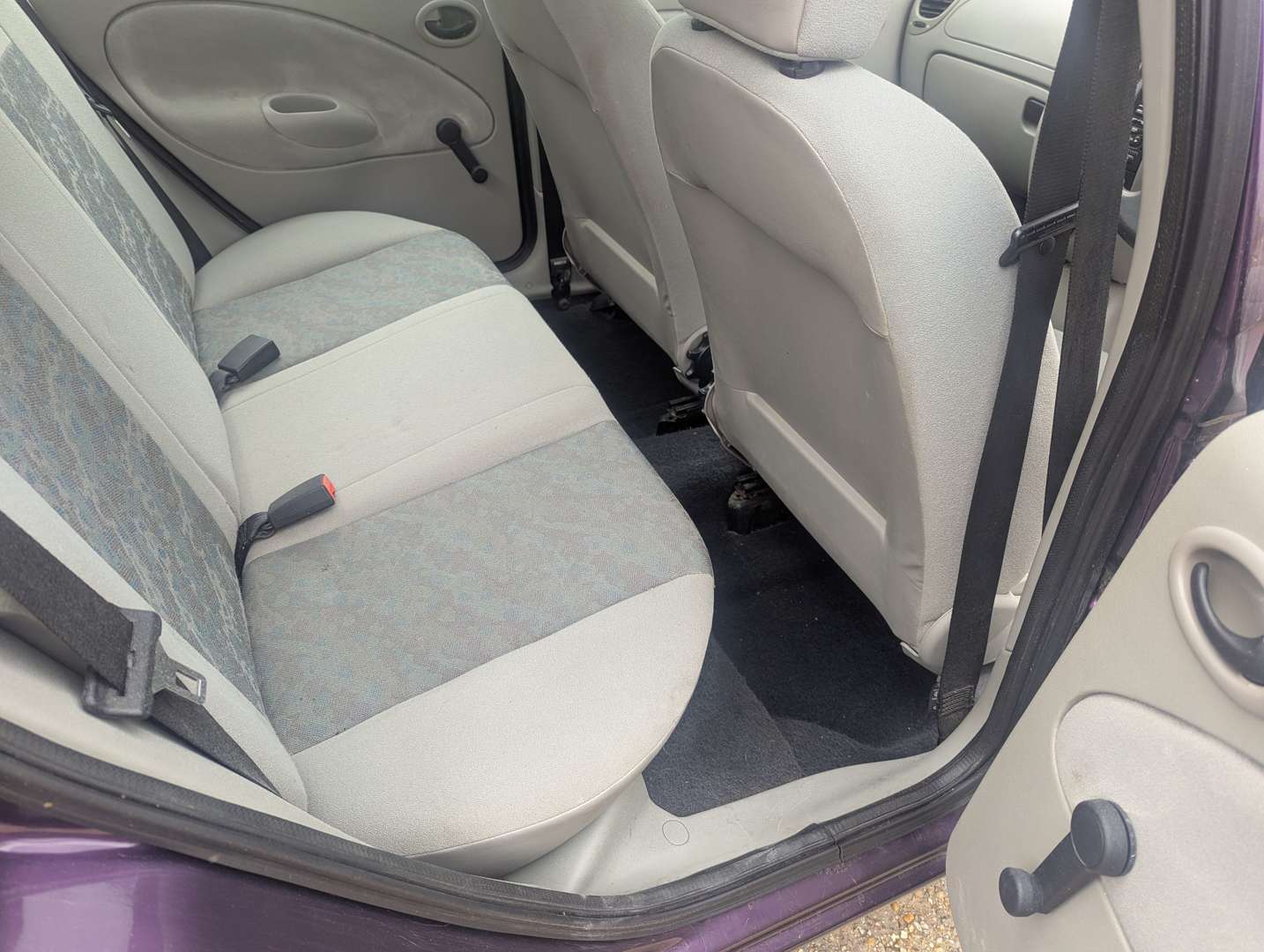 <p>1999 FORD FIESTA LX</p>