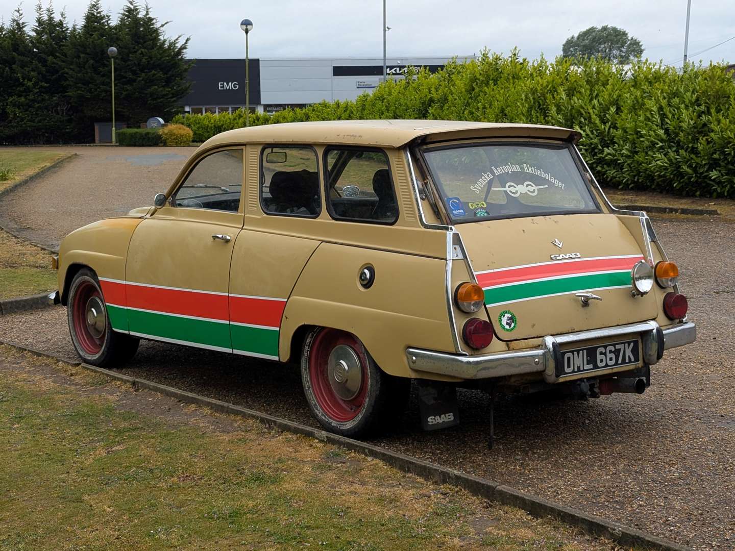 <p>1972 SAAB 95 ESTATE</p>