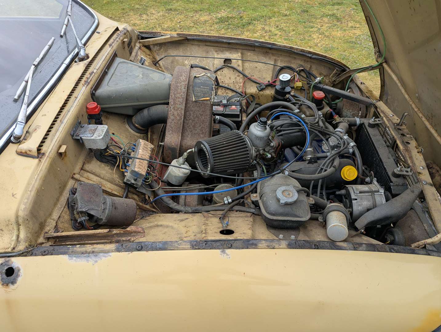 <p>1972 SAAB 95 ESTATE</p>