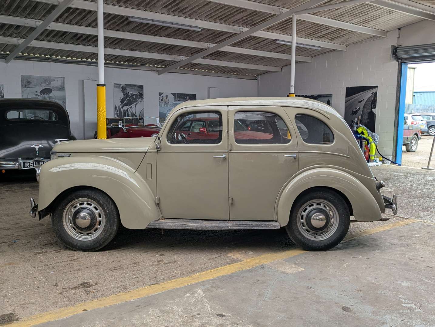 <p>1952 FORD PREFECT</p>