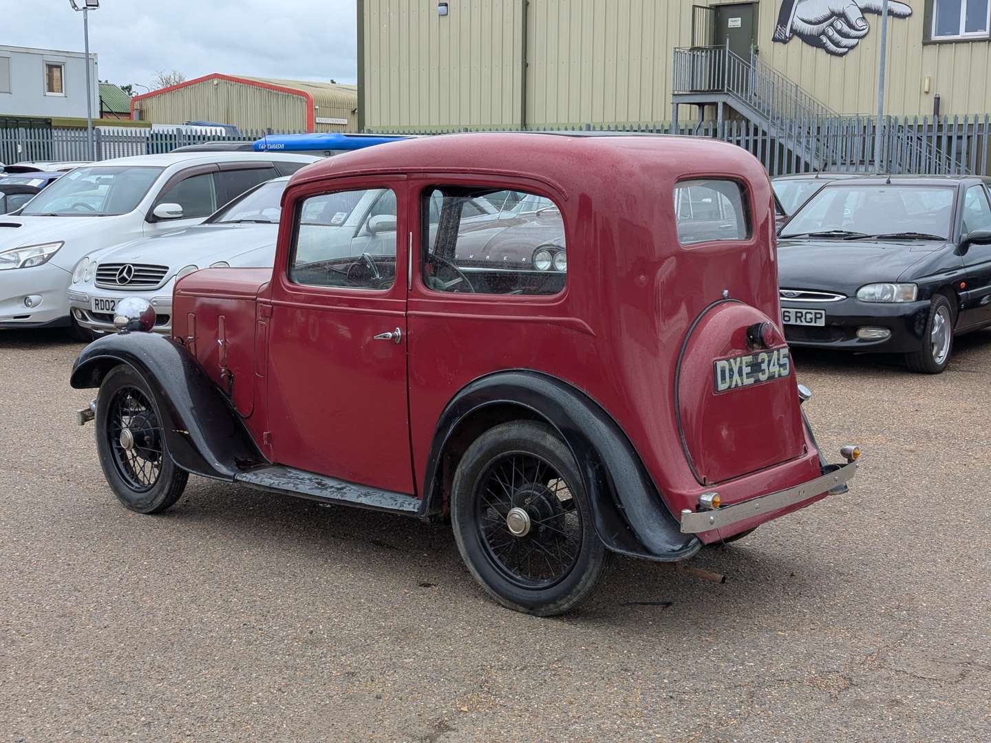 <p>1937 AUSTIN SEVEN</p>