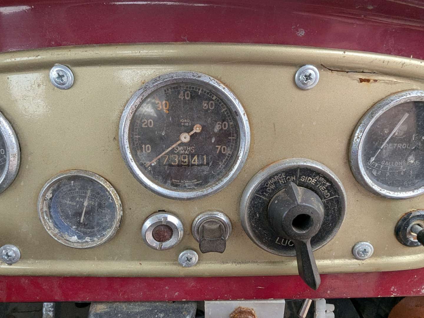 <p>1937 AUSTIN SEVEN</p>