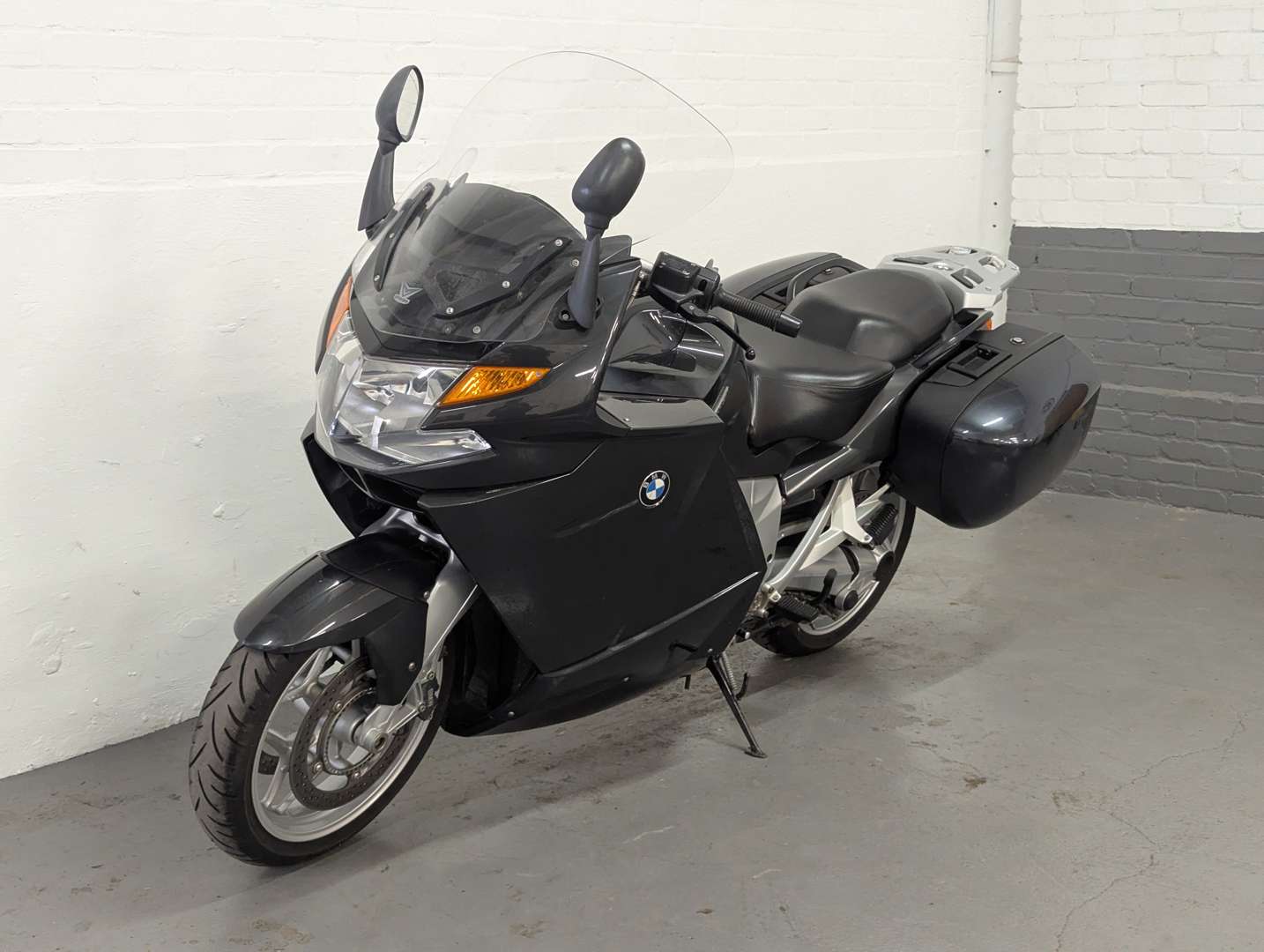 <p>2007 BMW K1200 GT SE</p>