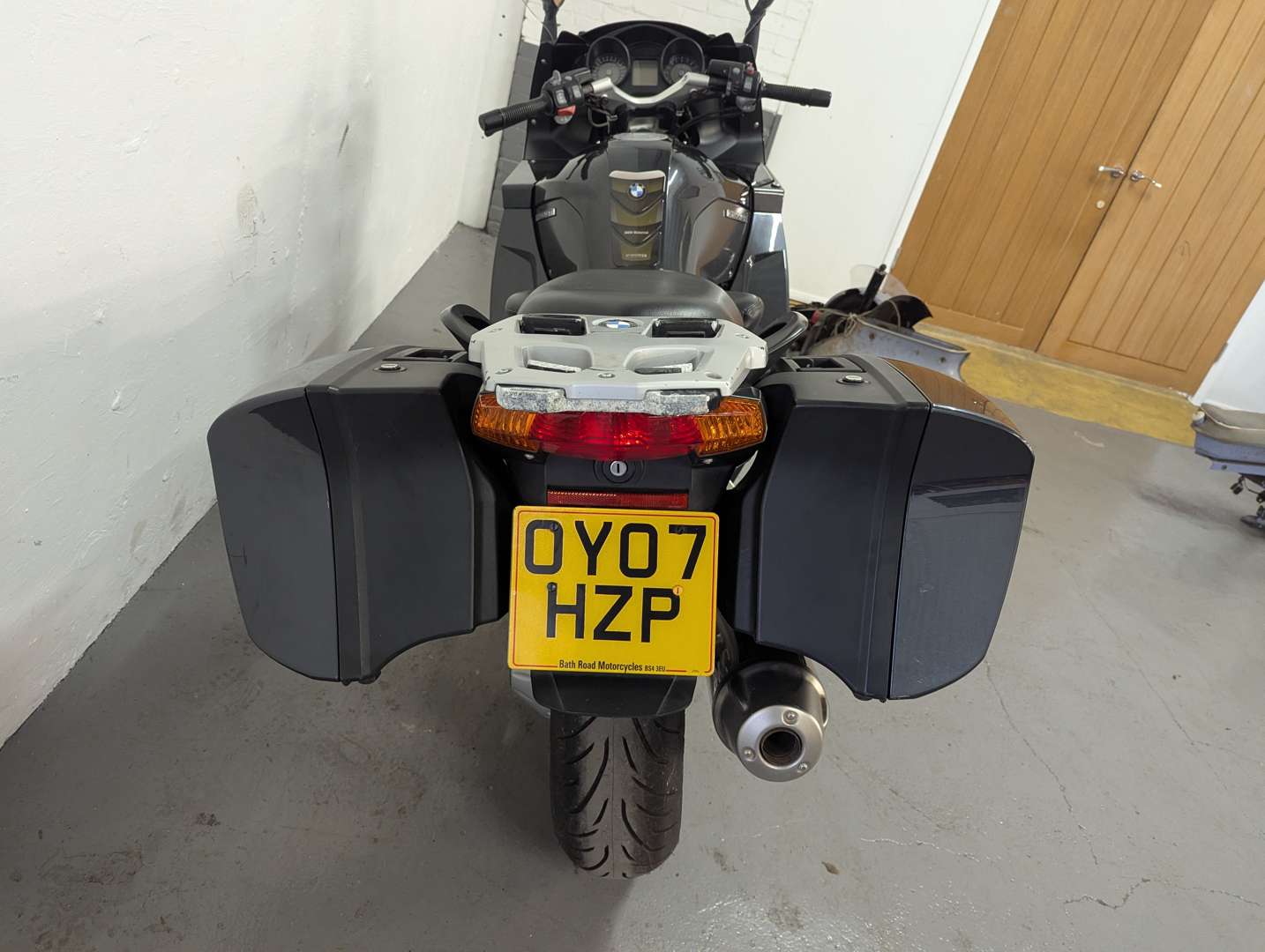 <p>2007 BMW K1200 GT SE</p>
