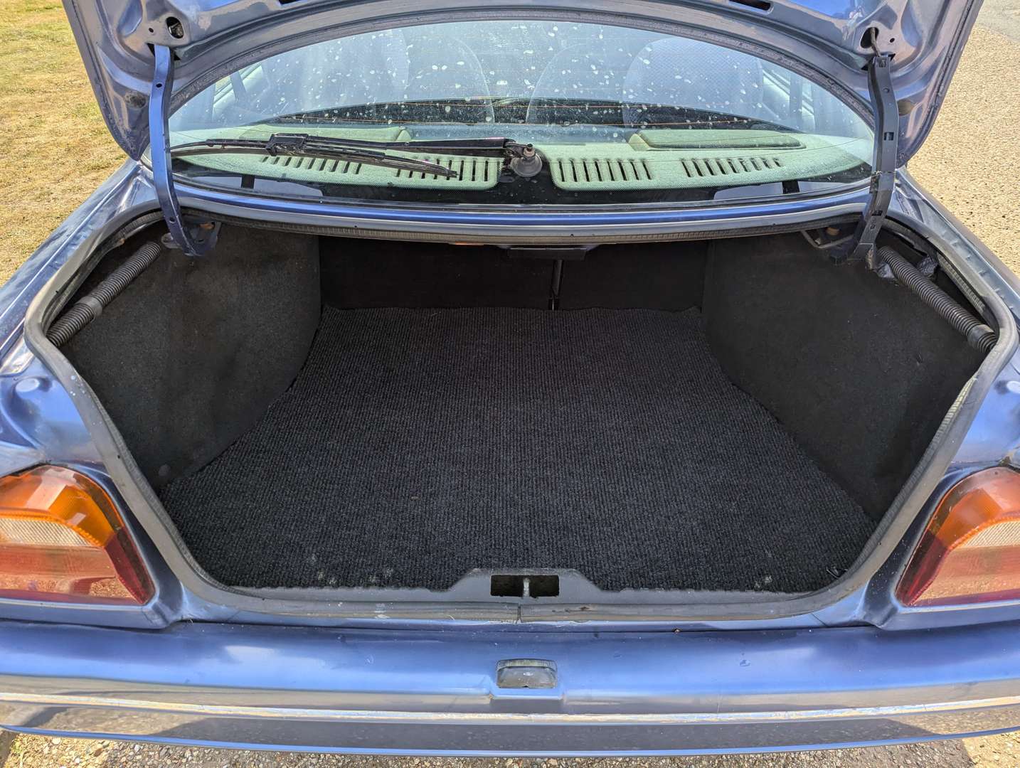 <p>1993 FORD ORION GHIA SI</p>