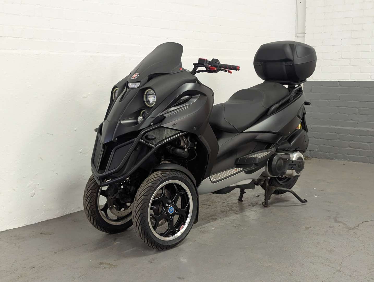 <p>2007 GILERA FUOCO 500</p>