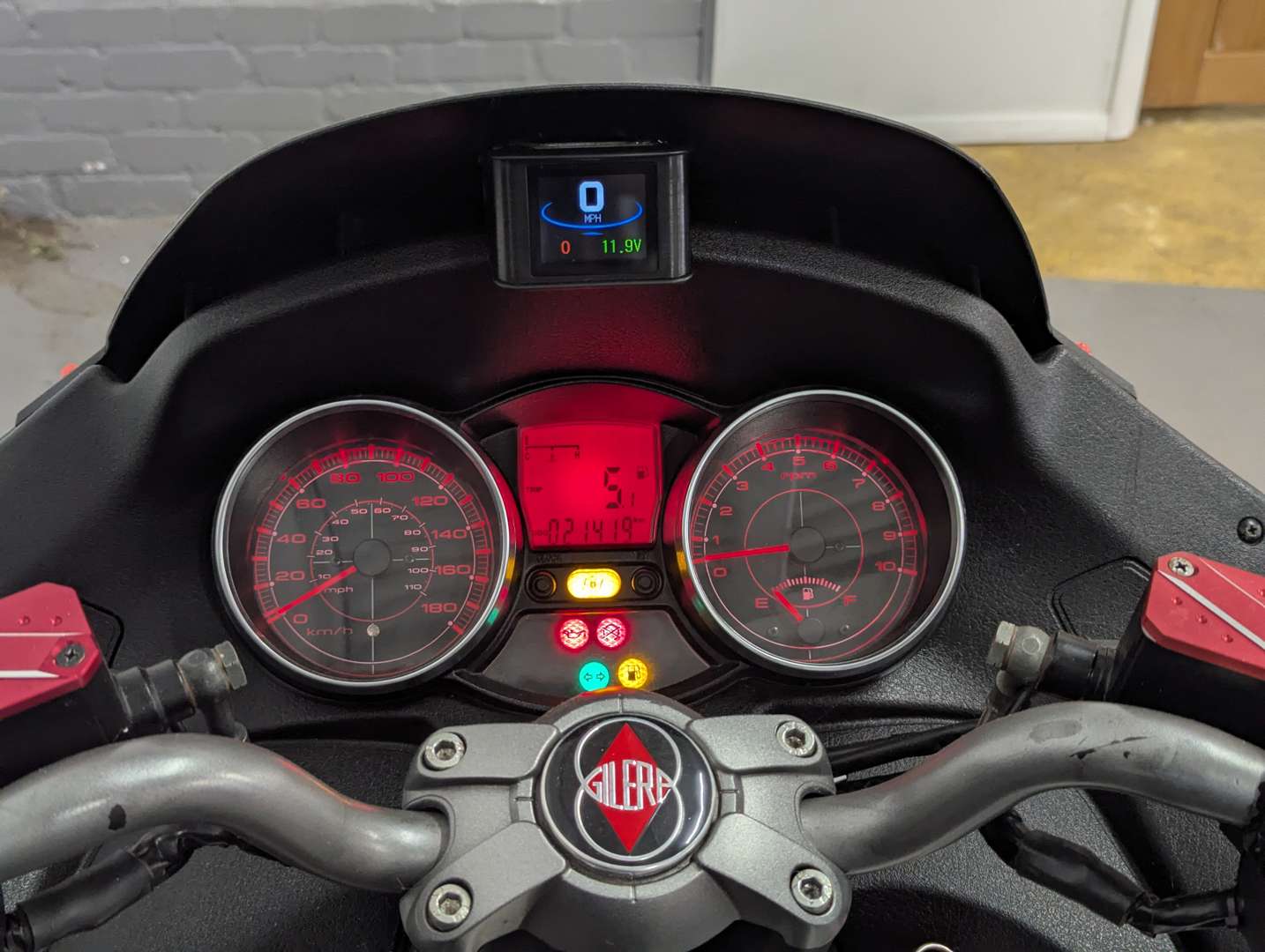 <p>2007 GILERA FUOCO 500</p>