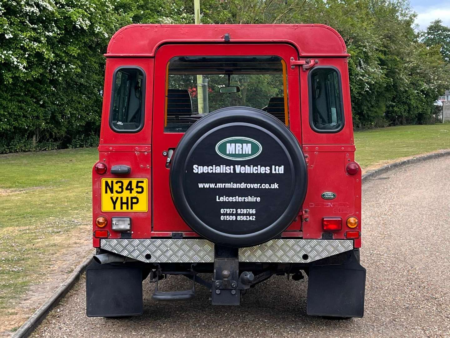 <p>1996 LAND ROVER 110 DEFENDER TDI CSW</p>