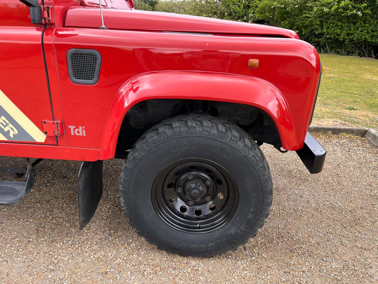 <p>1996 LAND ROVER 110 DEFENDER TDI CSW</p>