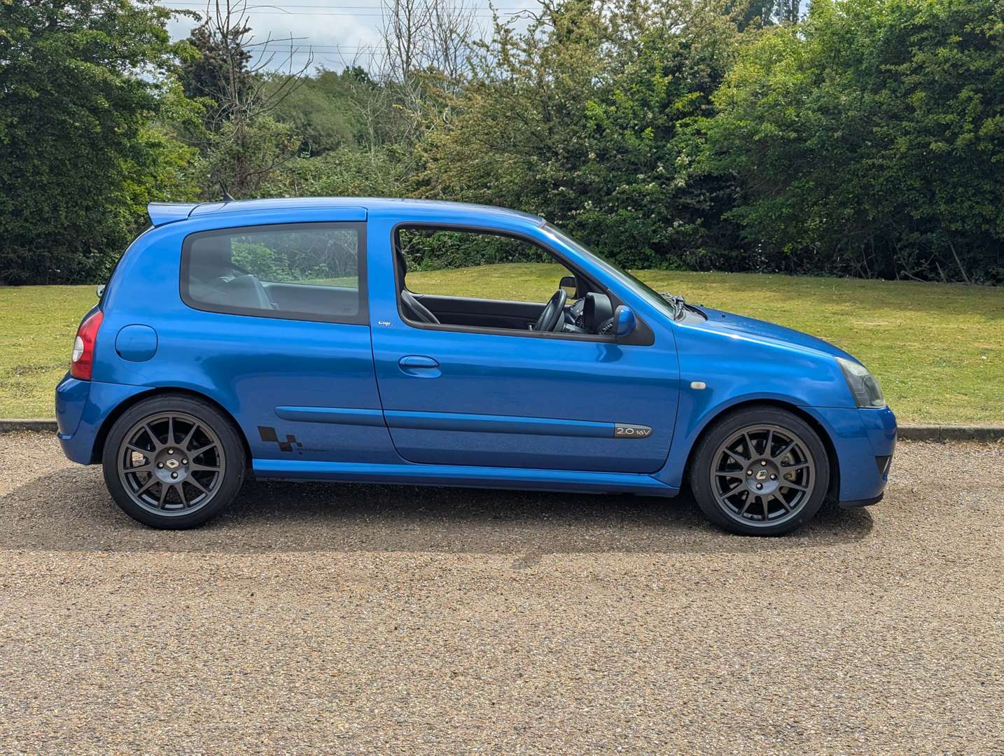 <p>2003 RENAULT CLIO 172 CUP</p>