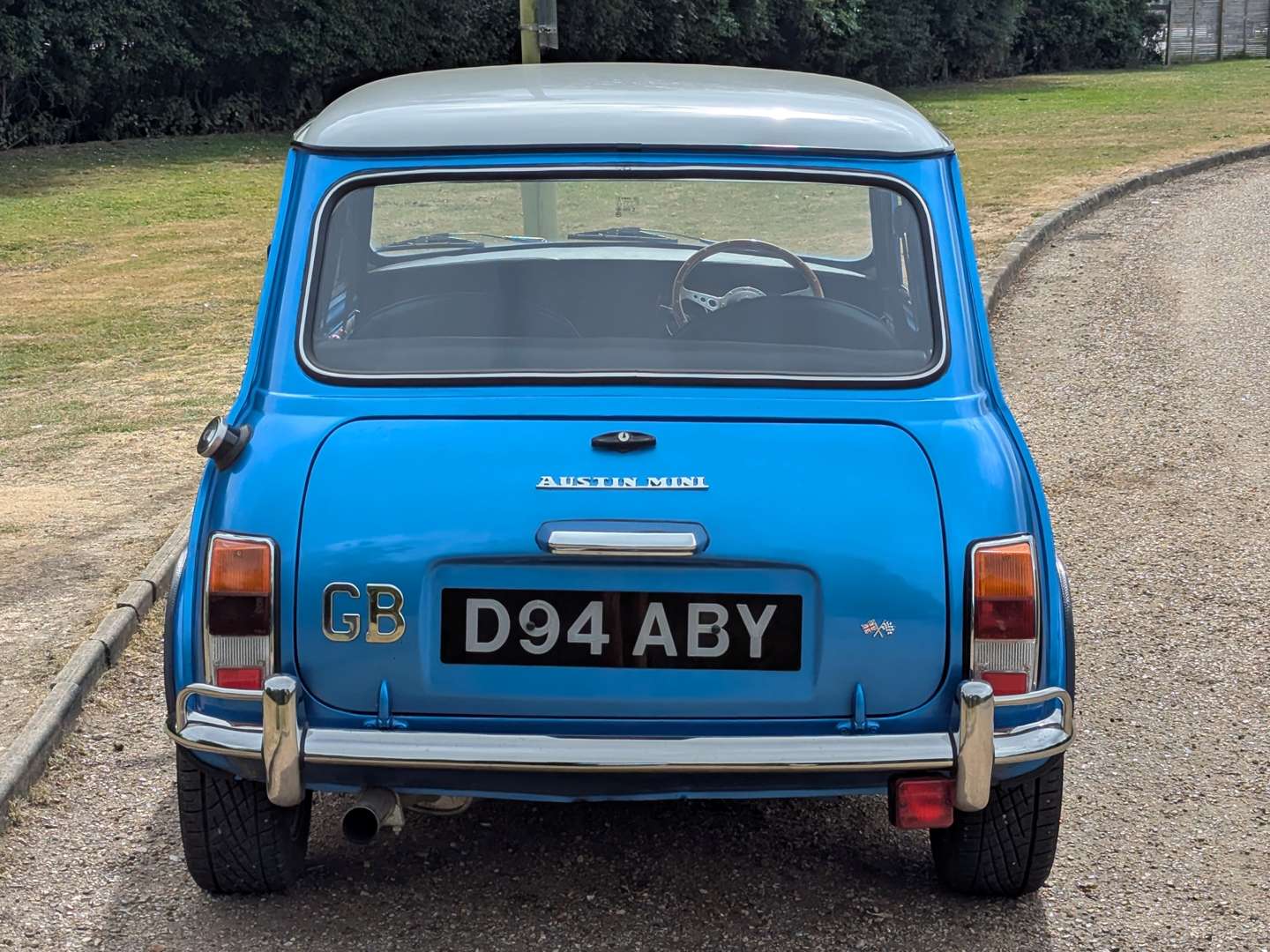 <p>1986 AUSTIN MINI MAYFAIR</p>