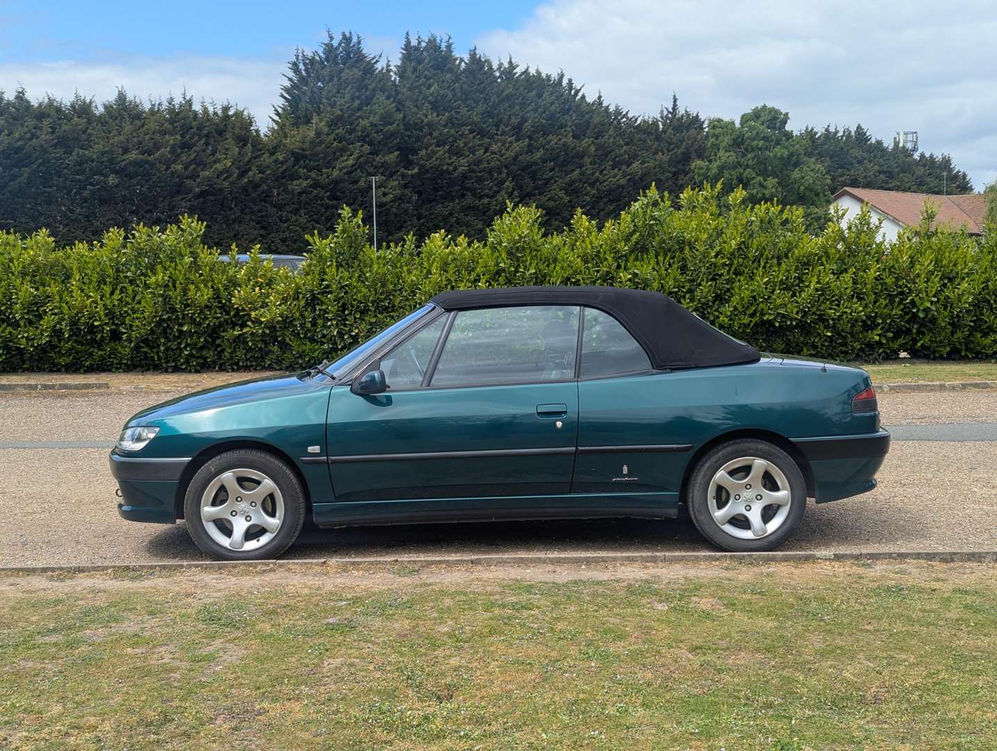 <p>2000 PEUGEOT 306 CABRIOLET S 16V</p>