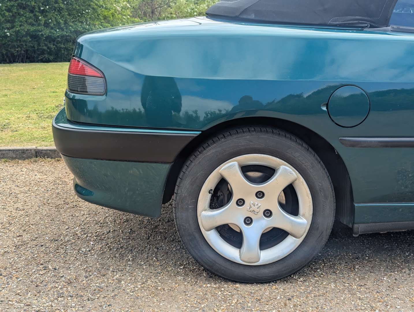 <p>2000 PEUGEOT 306 CABRIOLET S 16V</p>