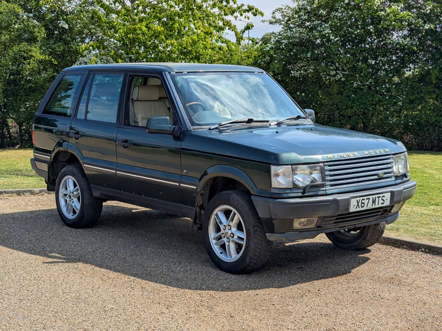 <p>2001 RANGE ROVER VOGUE AUTO</p>