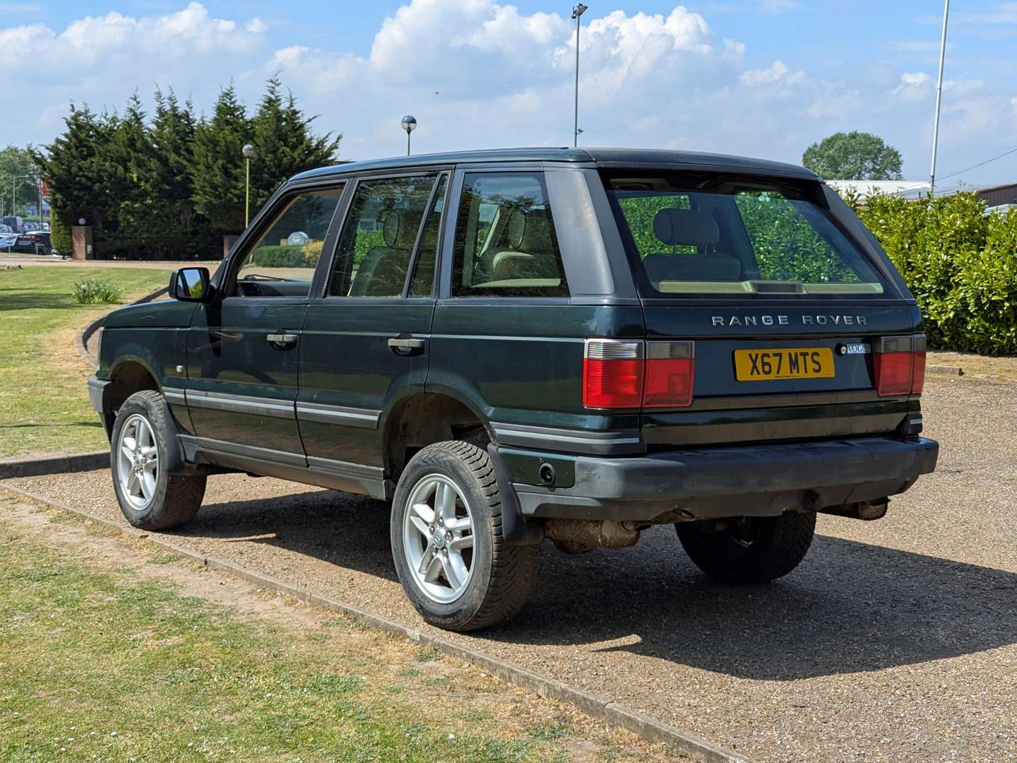 <p>2001 RANGE ROVER VOGUE AUTO</p>