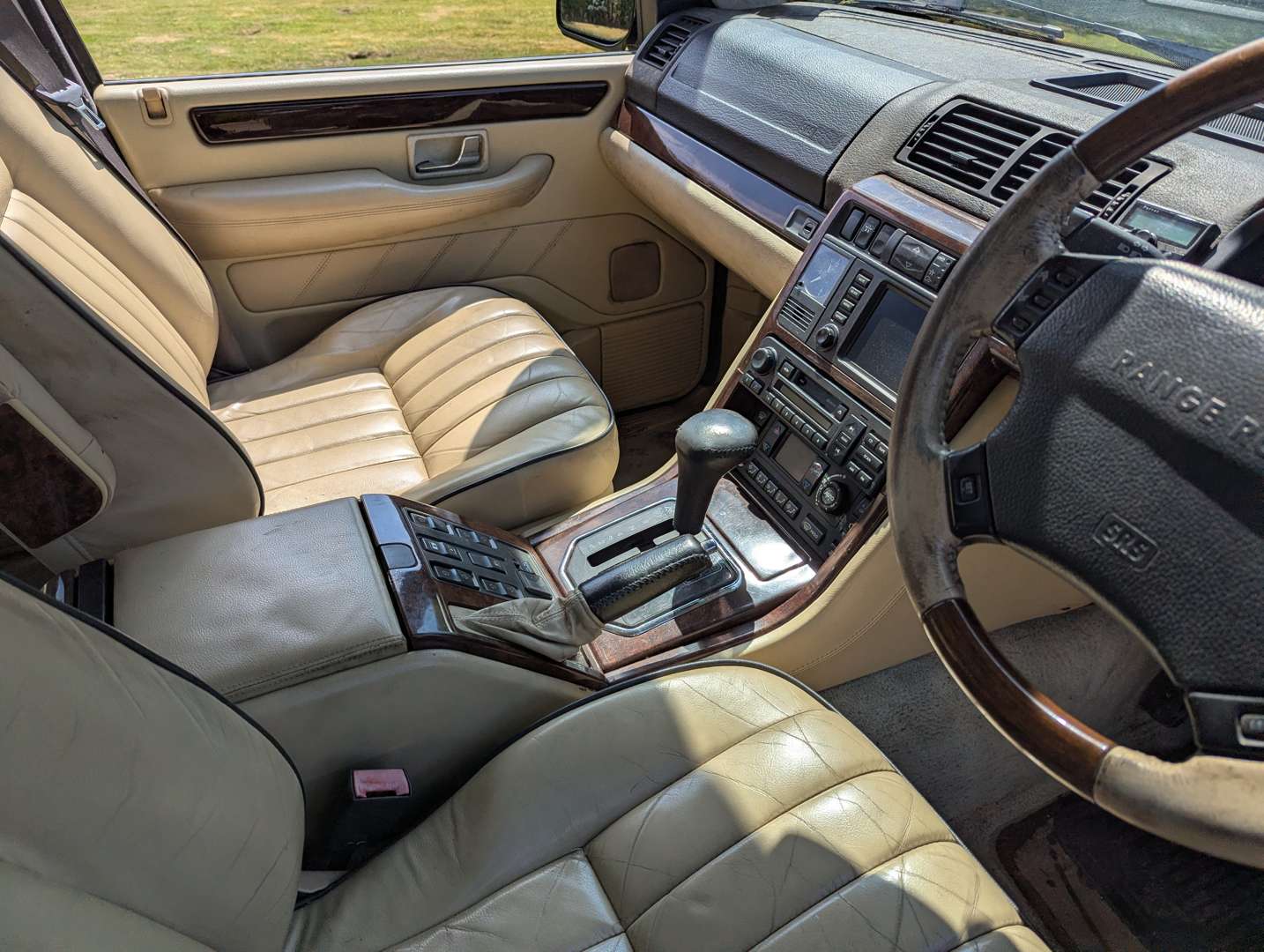 <p>2001 RANGE ROVER VOGUE AUTO</p>