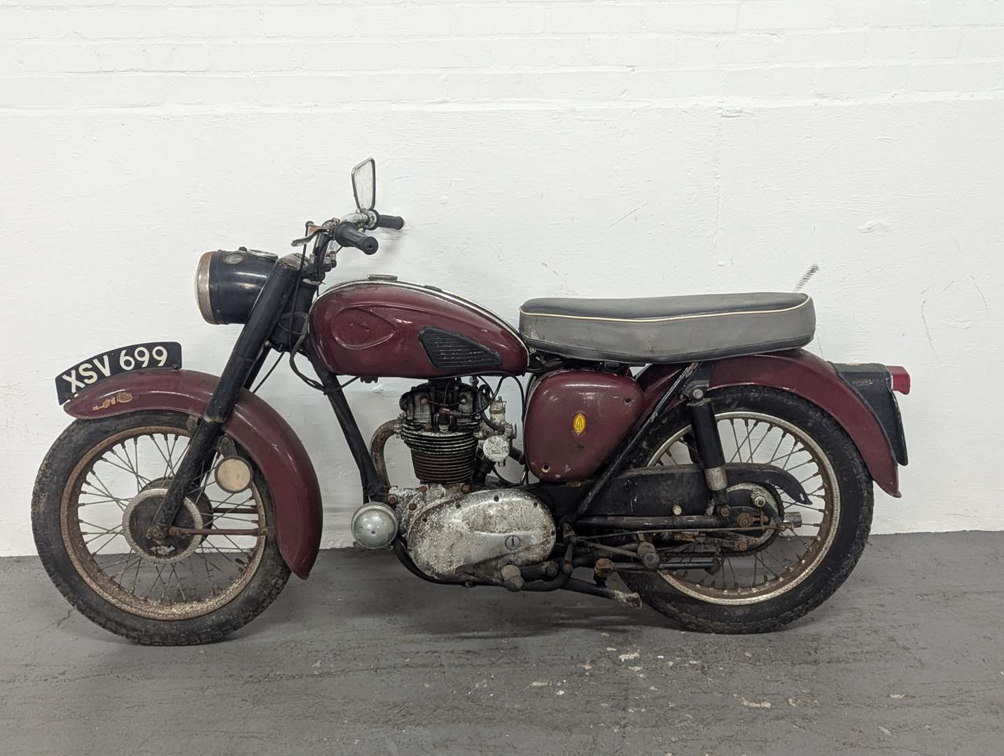 <p>1960 BSA 250</p>