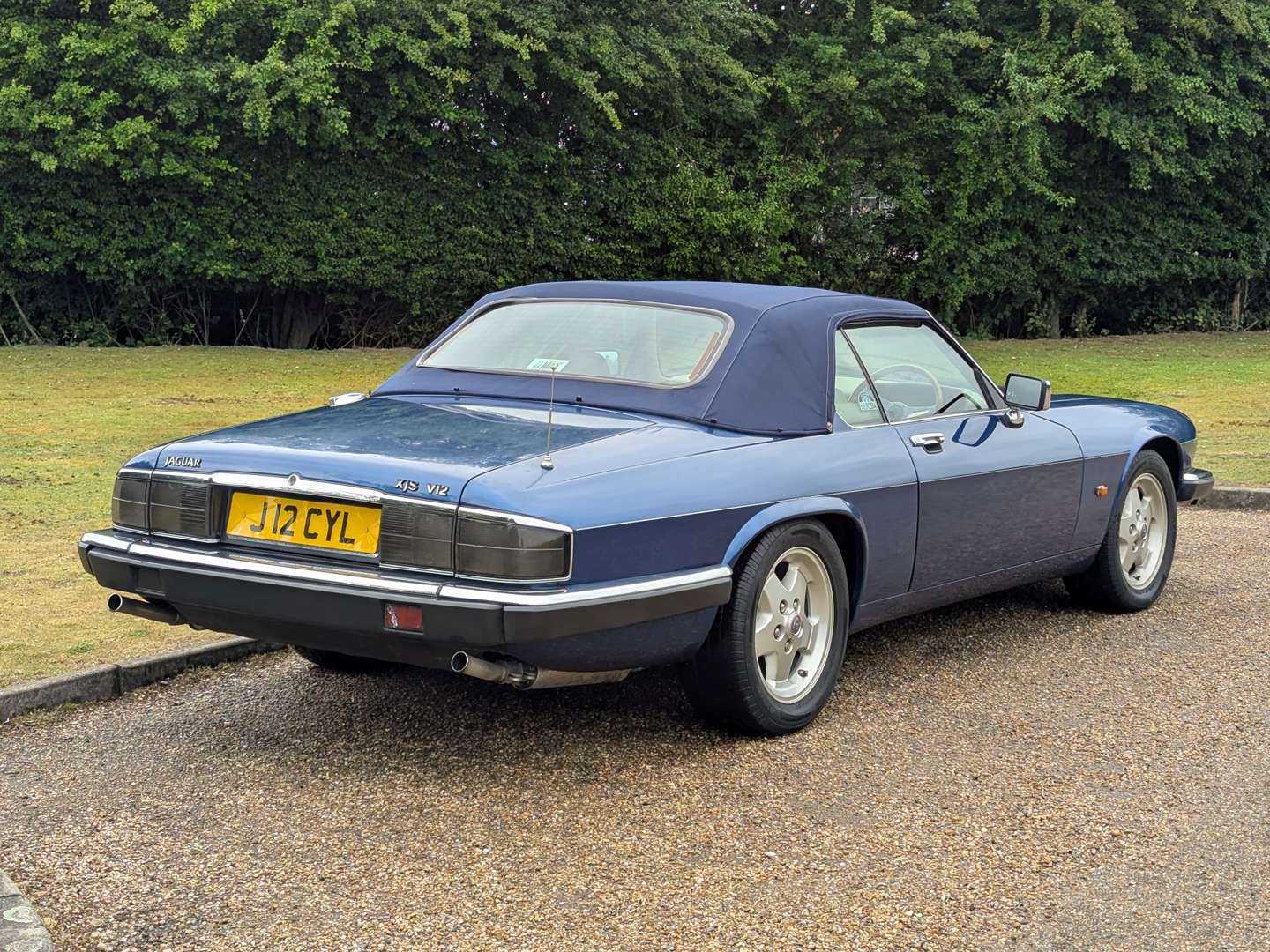 <p>1991 JAGUAR XJS 5.3 V12 AUTO CONVERTIBLE</p>
