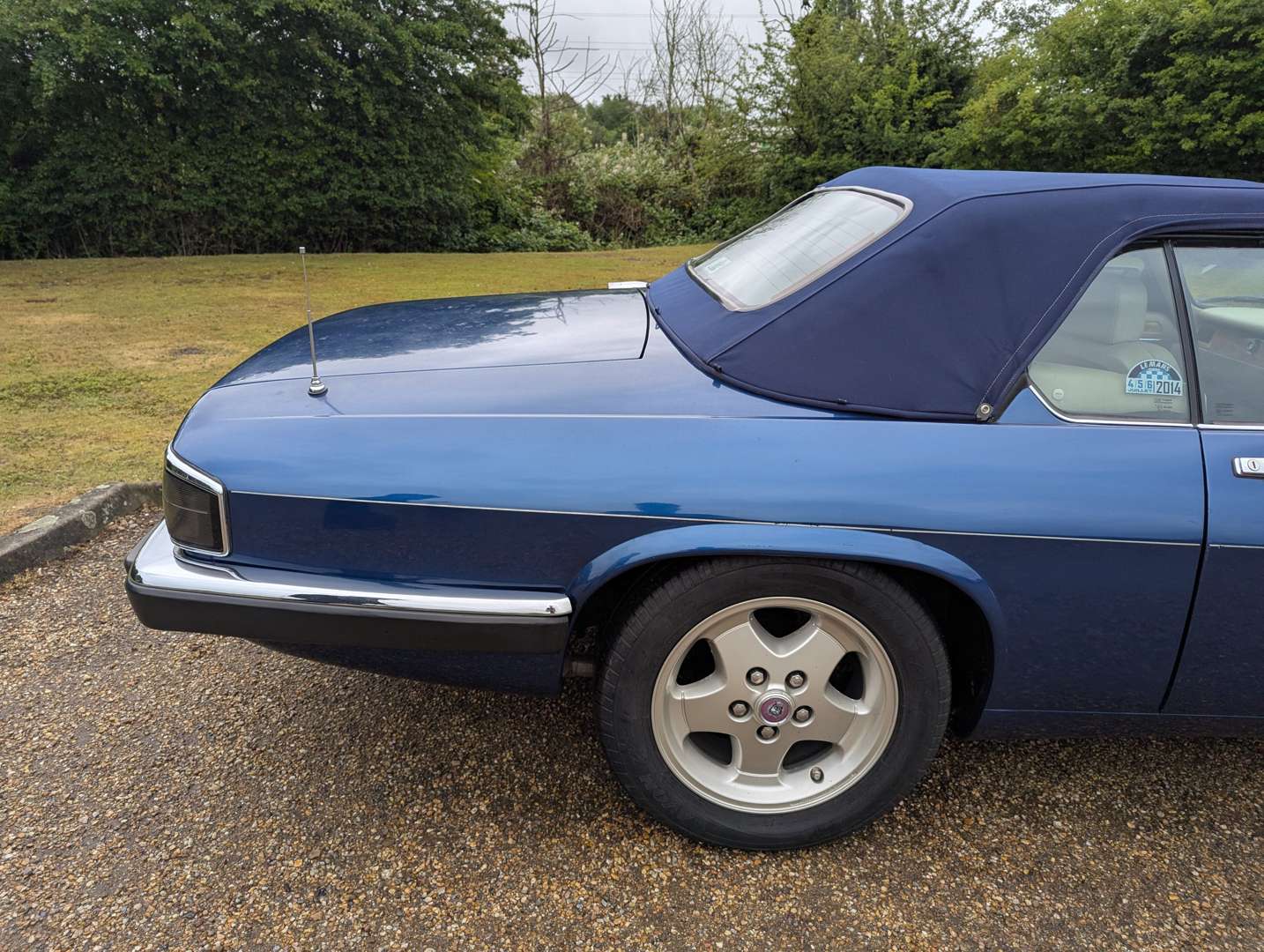 <p>1991 JAGUAR XJS 5.3 V12 AUTO CONVERTIBLE</p>
