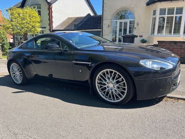 <p>2009 ASTON MARTIN VANTAGE V8 AUTO</p>