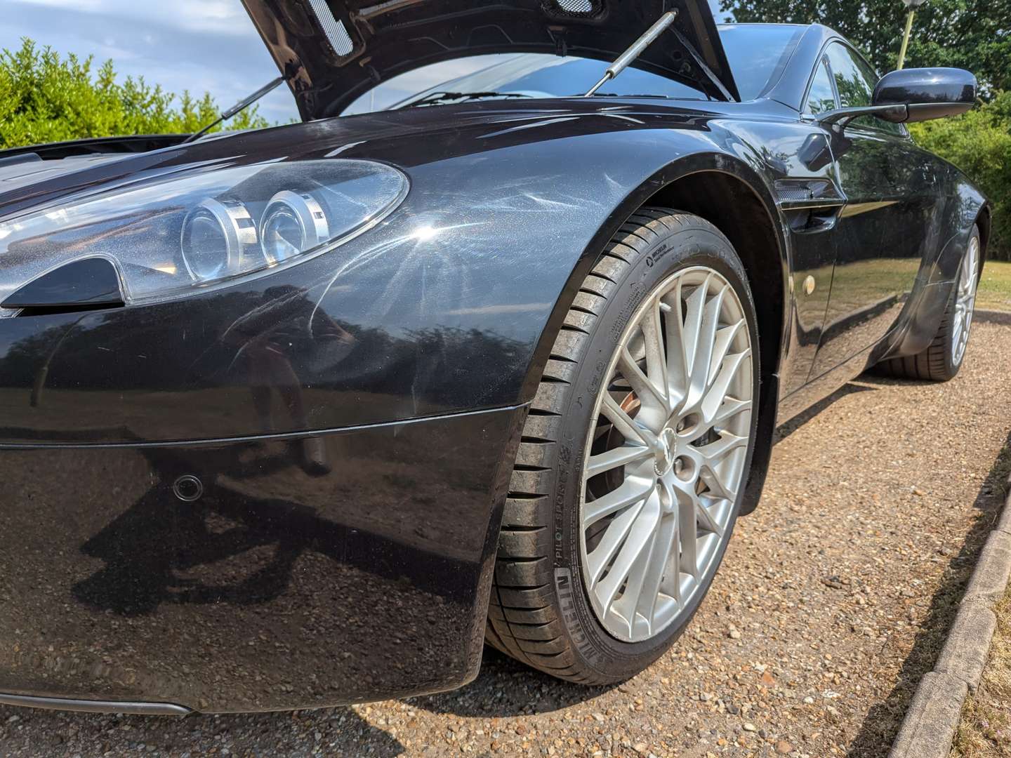 <p>2009 ASTON MARTIN VANTAGE V8 AUTO</p>