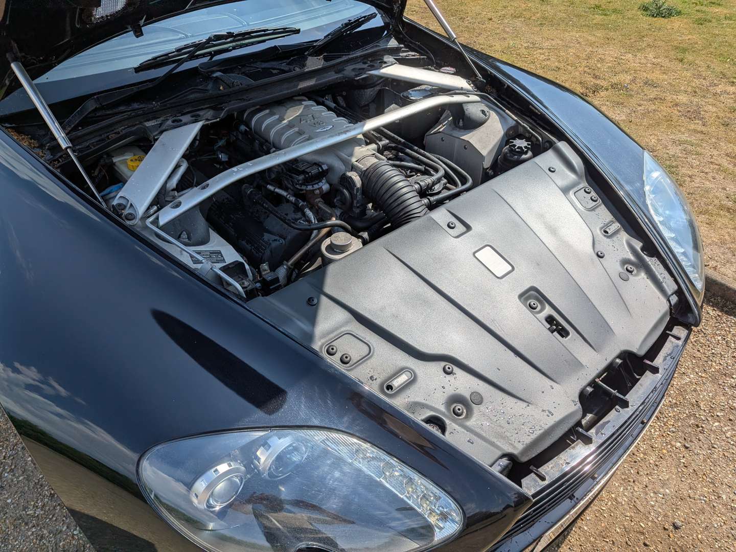 <p>2009 ASTON MARTIN VANTAGE V8 AUTO</p>