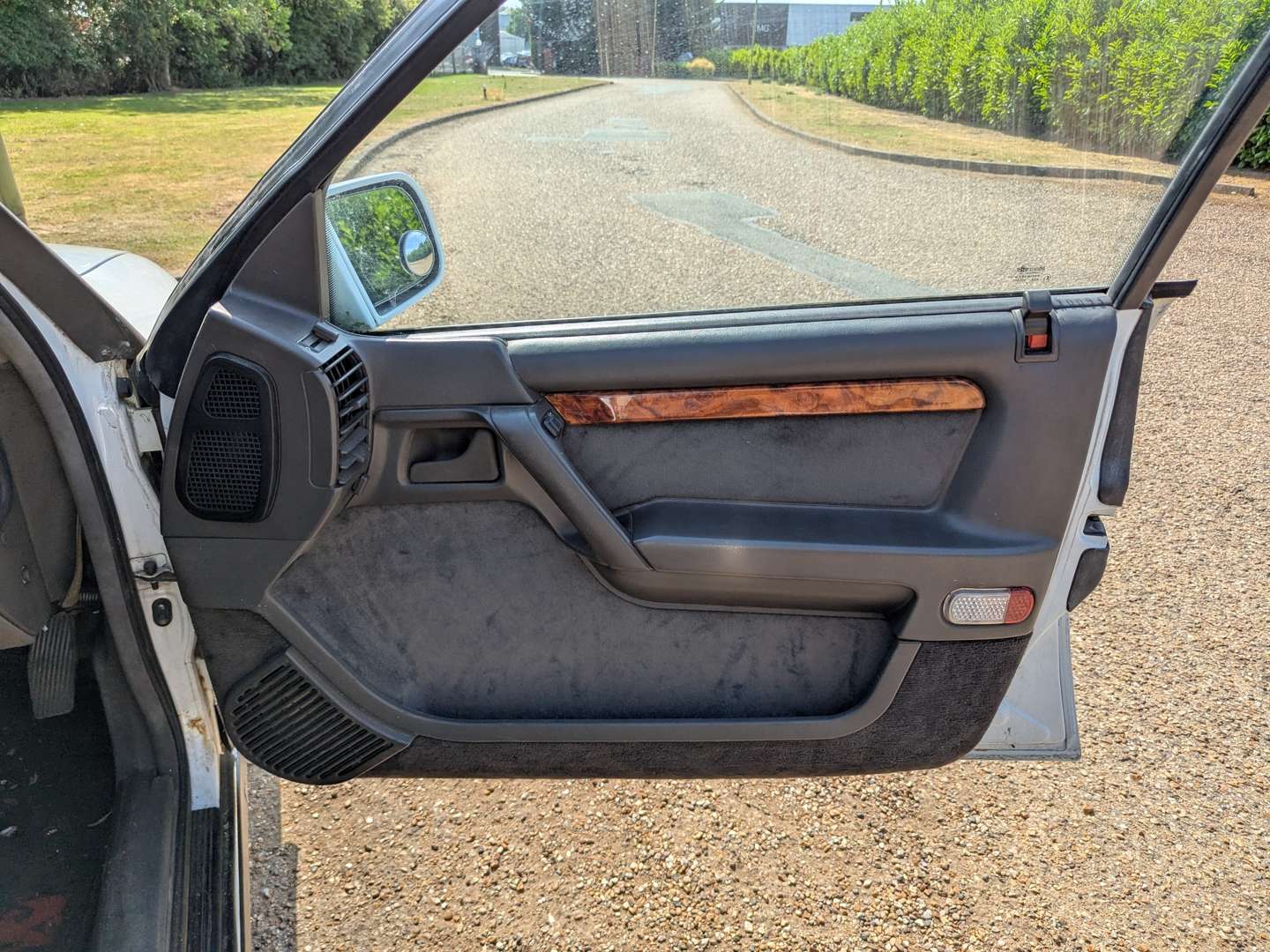 <p>1989 VAUXHALL SENATOR 3.0L CD AUTO</p>