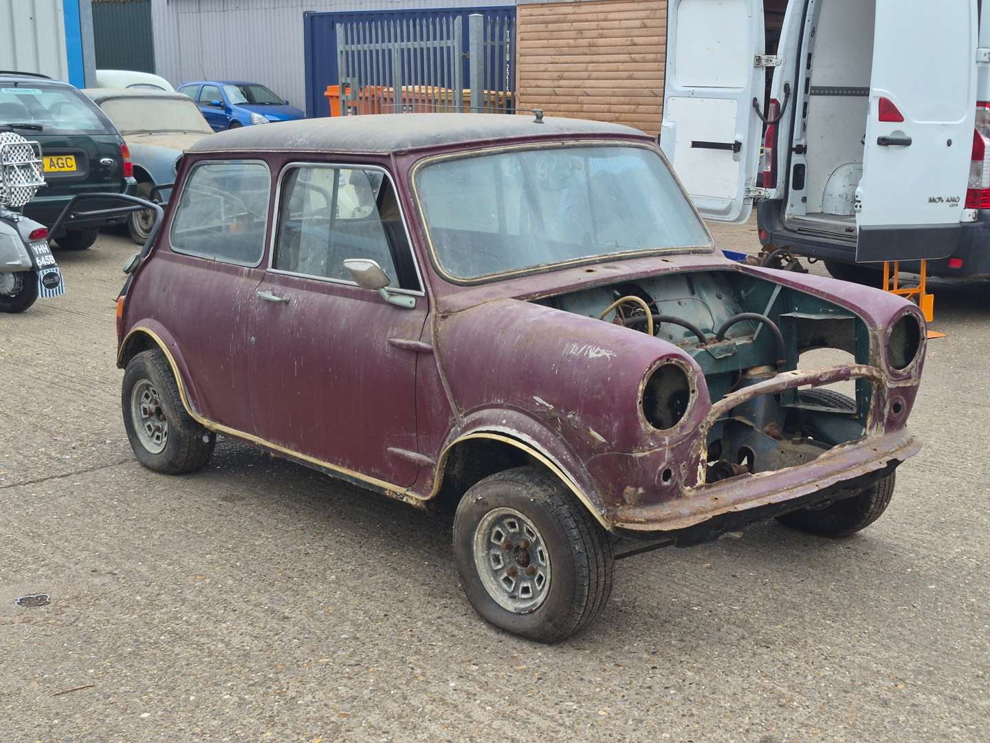 <p>1968 AUSTIN MINI COOPER S</p>