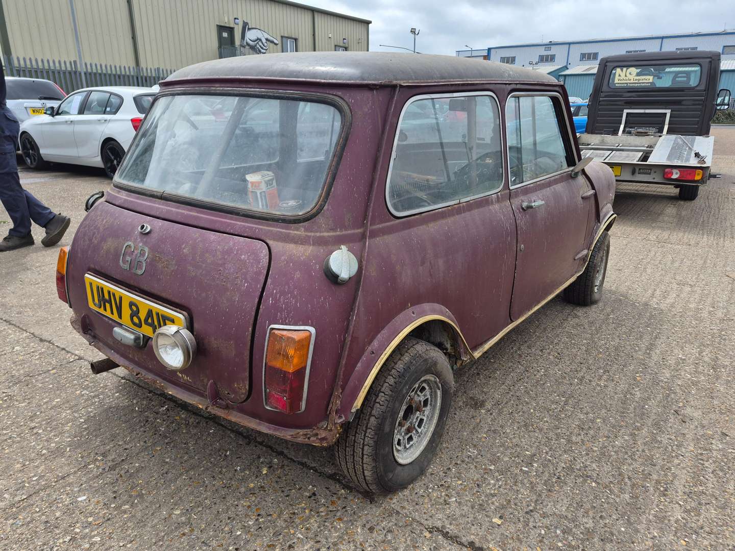 <p>1968 AUSTIN MINI COOPER S</p>