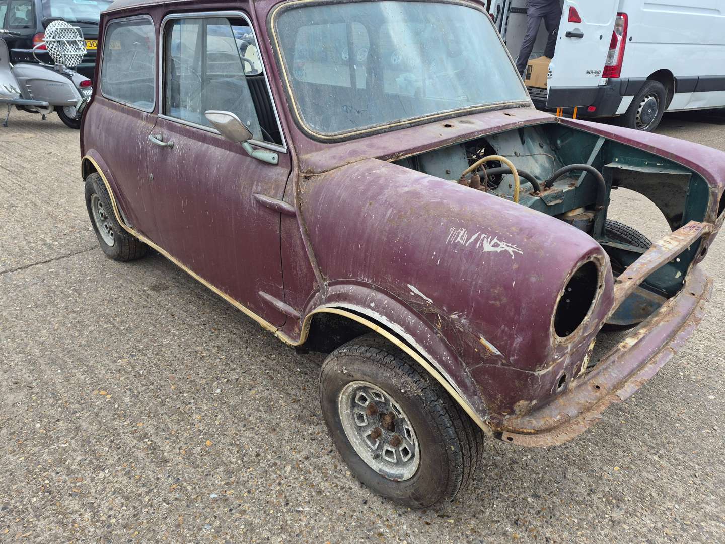 <p>1968 AUSTIN MINI COOPER S</p>
