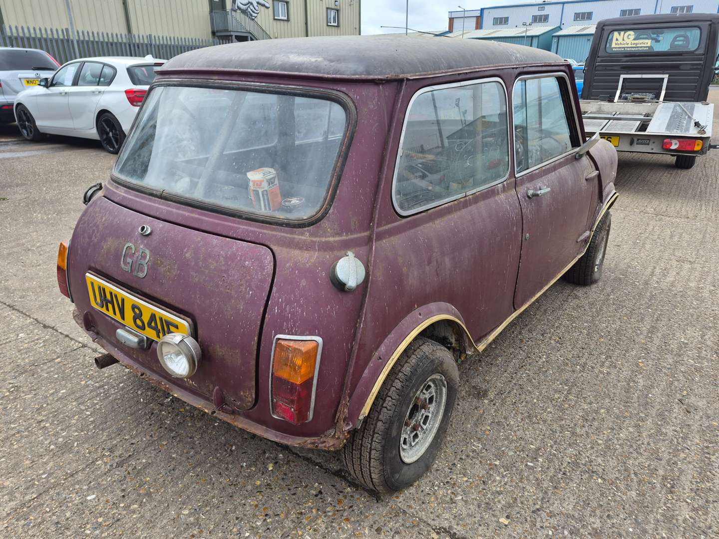 <p>1968 AUSTIN MINI COOPER S</p>
