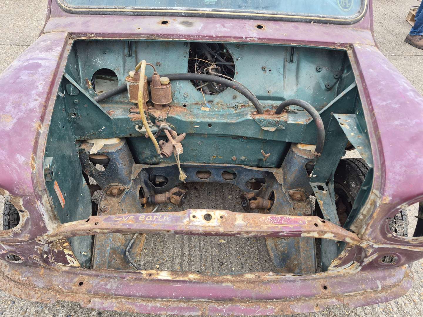 <p>1968 AUSTIN MINI COOPER S</p>