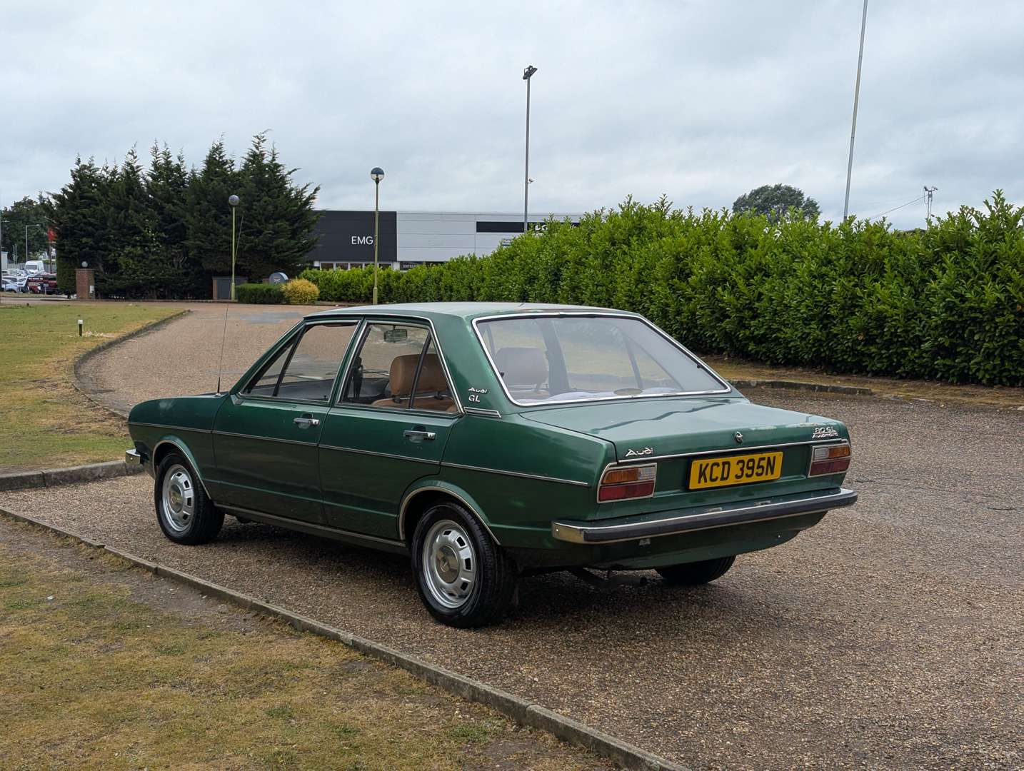 <p>1975 AUDI 80 GL</p>