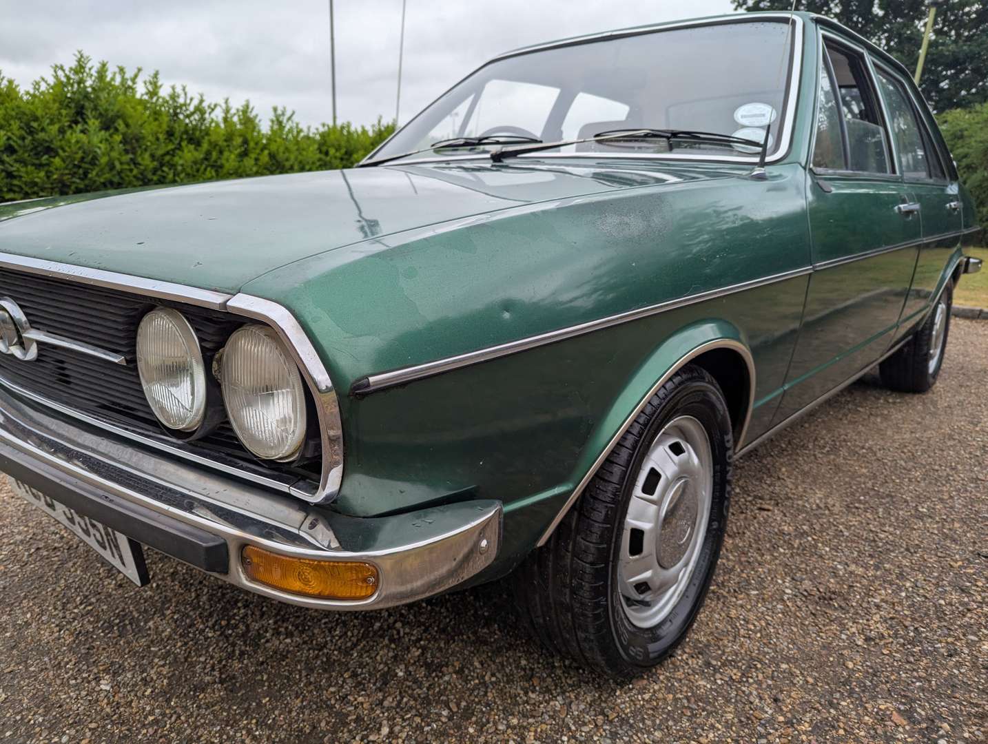 <p>1975 AUDI 80 GL</p>