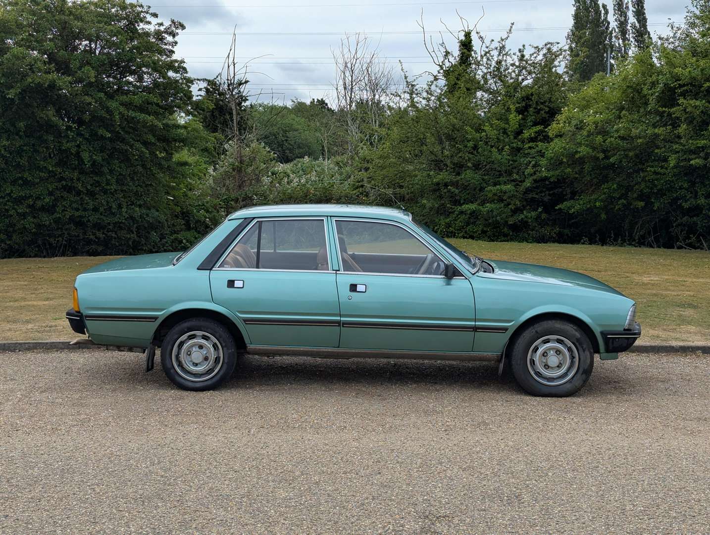 <p>1982 PEUGEOT 505</p>