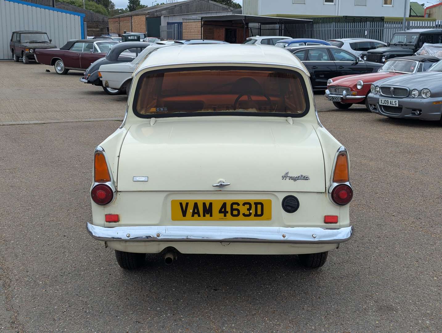 <p>1966 FORD ANGLIA</p>