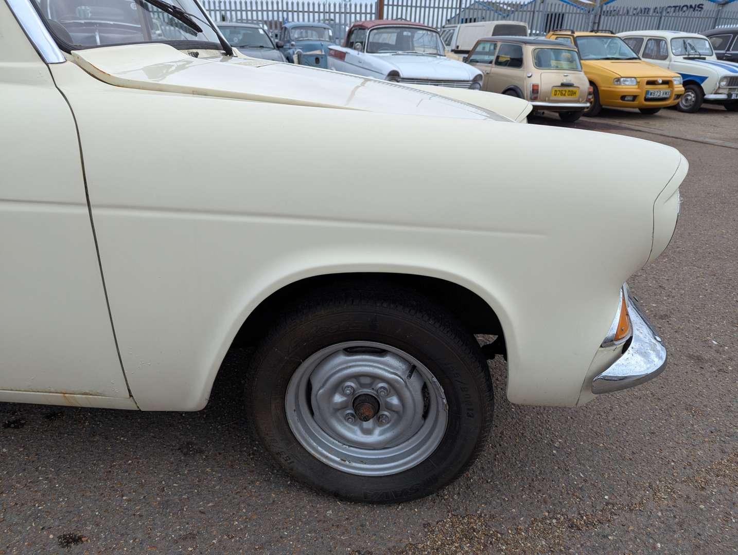 <p>1966 FORD ANGLIA</p>
